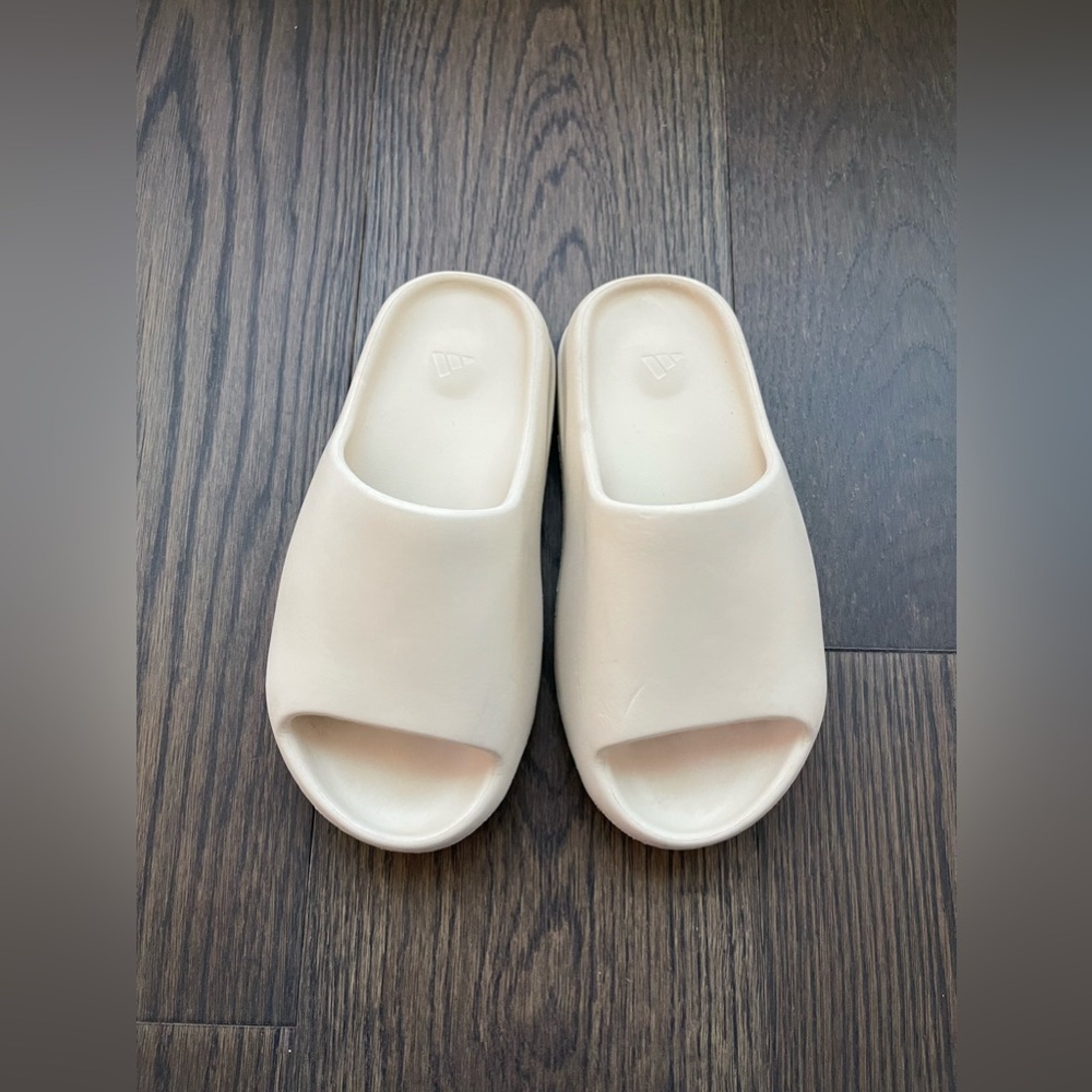 Yeezy slides